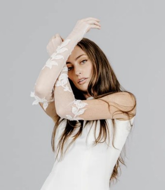 Petal - Gloves #3 thumbnail