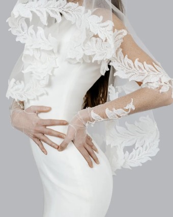 Petal - Gloves #2 thumbnail